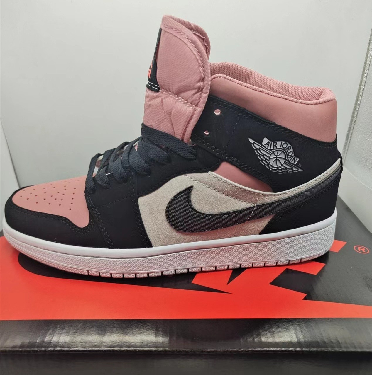 Men's Running Weapon Air Jordan 1 Pink/Black Shoes 324
